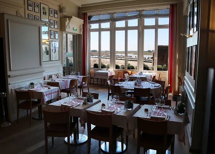 La Mère Poulard Hotel 3*