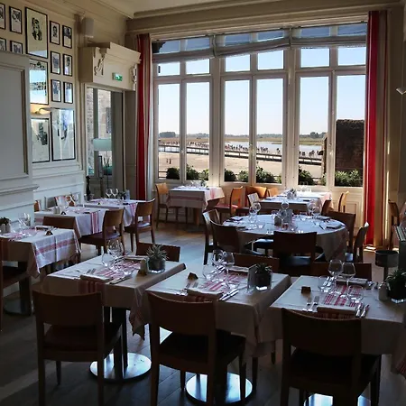 Hotel La Mère Poulard Mont St. Michel