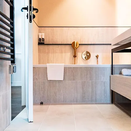 Hotel La Mere Poulard 3*