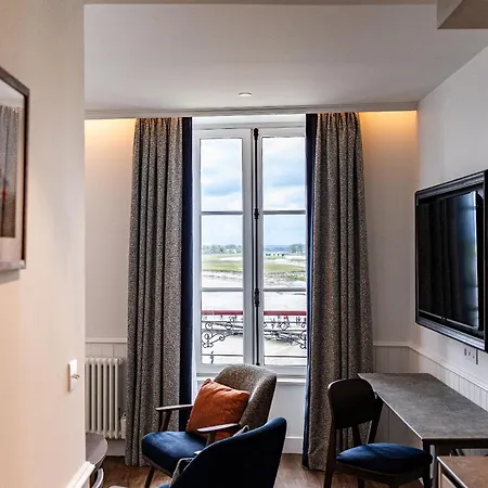 La Mère Poulard Hotel Mont St. Michel