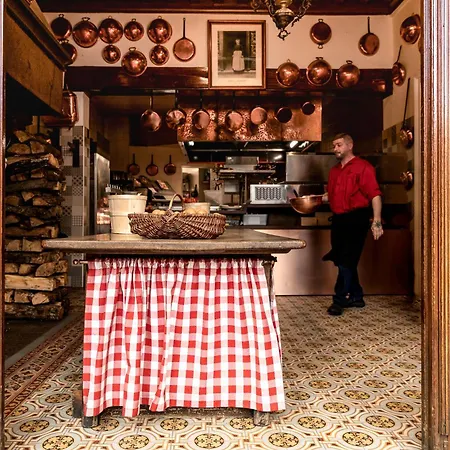 La Mere Poulard Hotel Monte Saint Michel