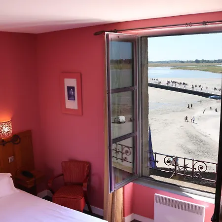 Hotel La Mere Poulard 3*