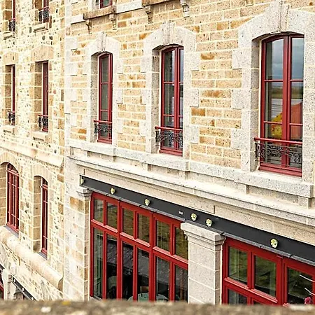 Hotel La Mere Poulard 3*