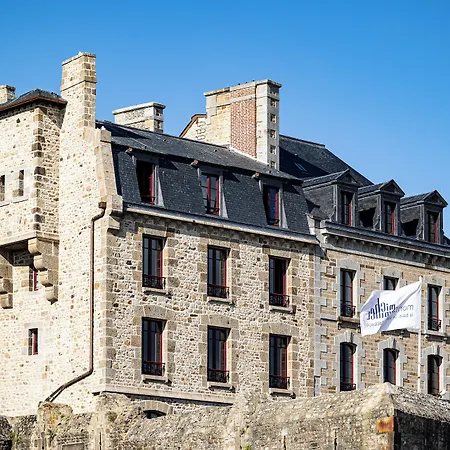 La Mere Poulard Отель Mont-Saint-Michel
