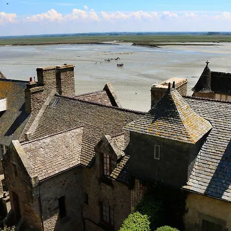 La Mère Poulard Mont St. Michel