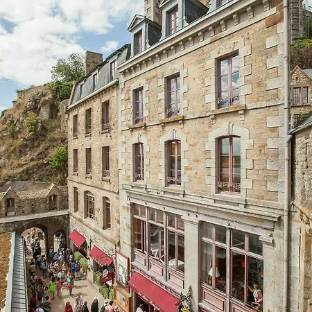 Hotel La Mère Poulard 3*