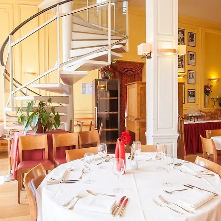 La Mere Poulard Hotel 3*