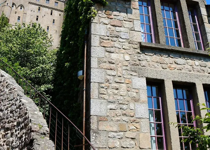 La Mere Poulard מלון