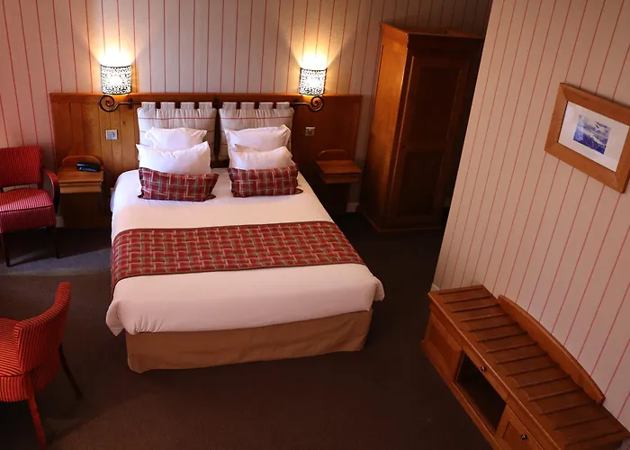 Hotel La Mere Poulard 3*